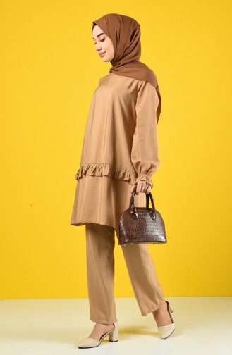 Biscuit Suit 8200-05