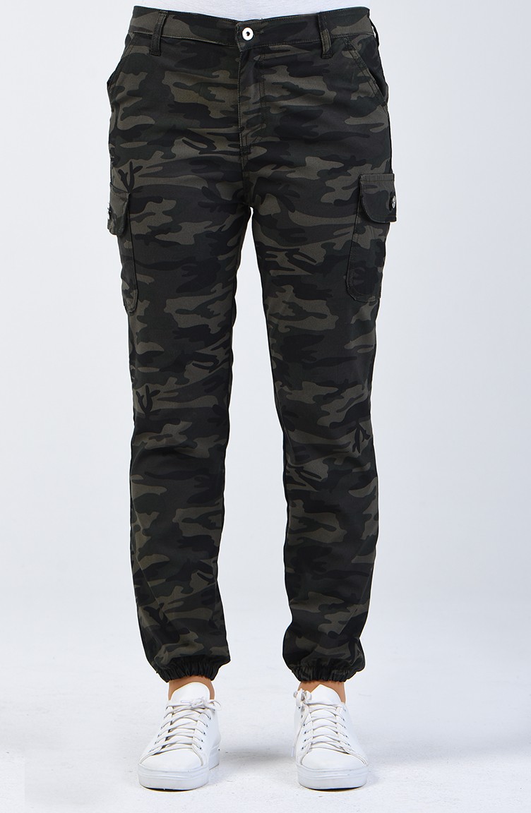patterned cargo pants