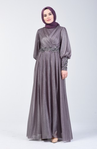 Silbernes Detailliertes Abendkleid  52772-03 Lilafarbig 52772-03