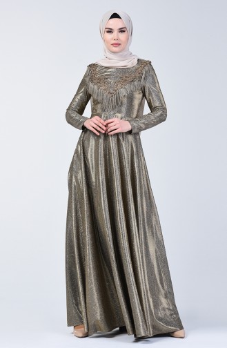 فستان سهرة مُزين بتفاصيل من الشرابة ذهبي 3065-02