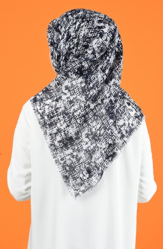 Patterned Flamed Scarf 901599-13 White Navy Blue 901599-13