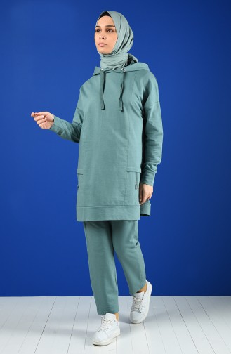 Hooded Sportswear Suit 0845-04 Ages Green 0845-04