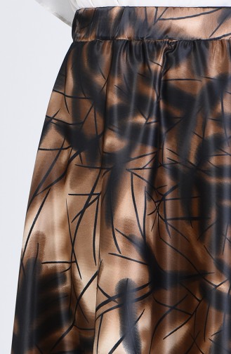 تنورة ساتان واسعة بتصميم مُطبع لون بني مائل للرمادي 2103-02
