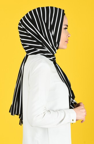 Striped Practical Shawl 1082-02 white Black 1082-02