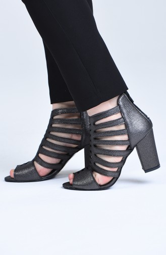 Platinum High-Heel Shoes 1301-08