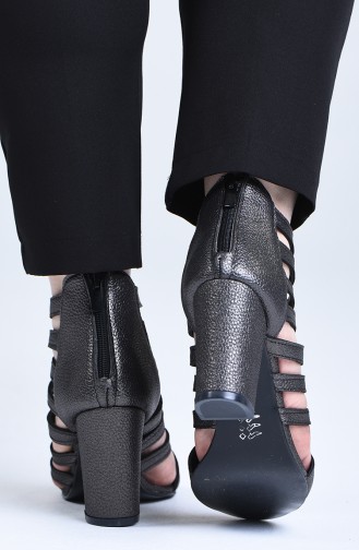 Platinum High-Heel Shoes 1301-08