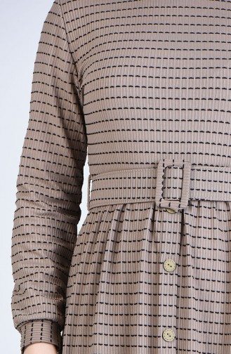 Düğme Detaylı Kemerli Elbise 8054-05 Bej