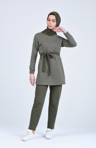 Ensemble Khaki 2009-02