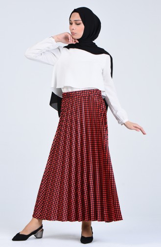 Red Skirt 2079-02