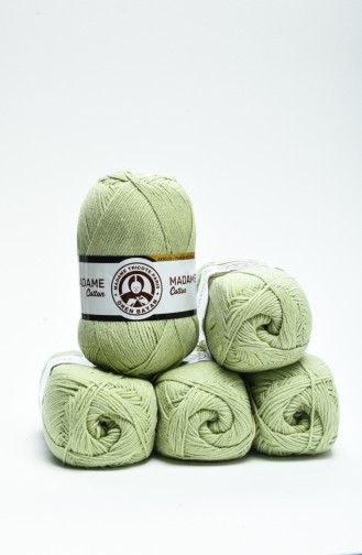 Green Knitting Yarn 3029-019
