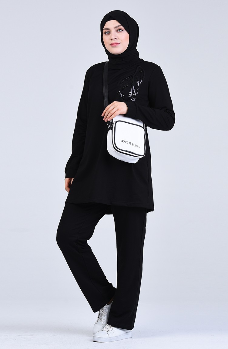 plain sweatsuit