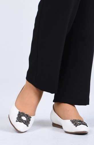 White Woman Flat Shoe 0212-04