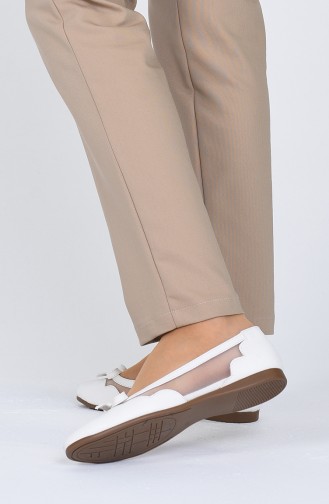 White Woman Flat Shoe 0215-03