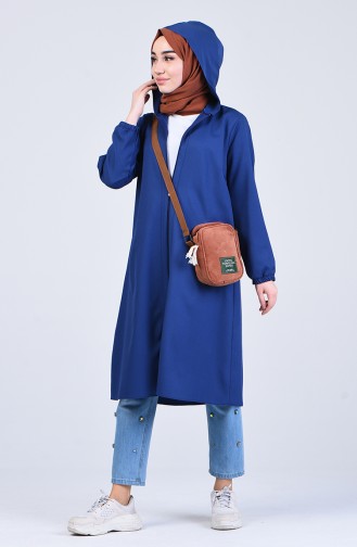 Saks-Blau Cape 0201-05