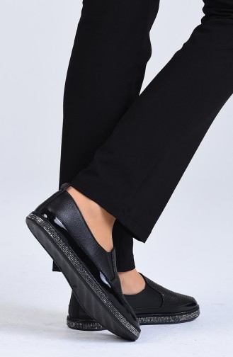 Black Woman Flat Shoe 1055-02