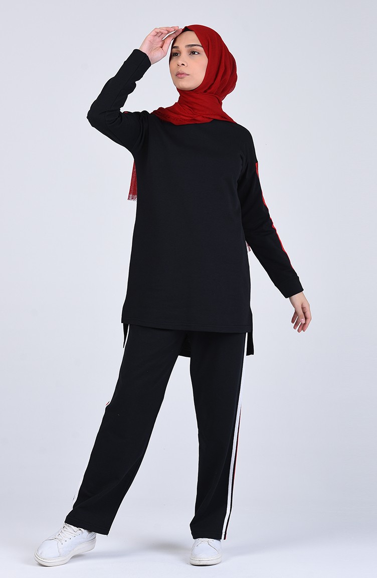 plain sweatsuit