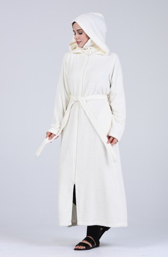 Cream Towel and Bathrobe Set 1001-02