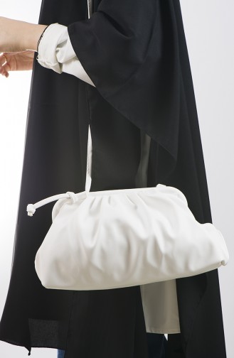 White Shoulder Bag 19-03