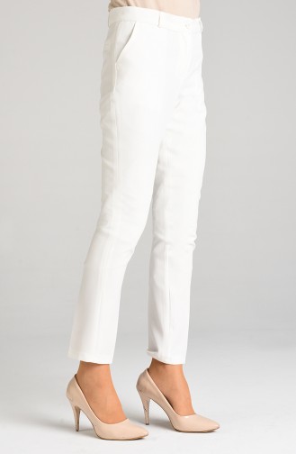 Classic Trousers with Pockets 5005-05 Ecru 5005-05