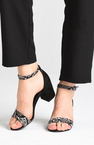 Black High-Heel Shoes 9111-03