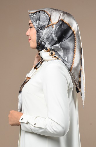 وشاح رمادي 2526-01
