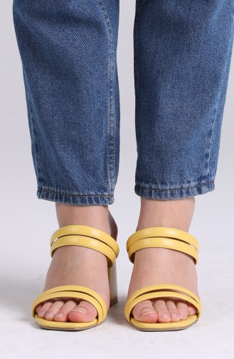 Yellow Summer slippers 0830-03