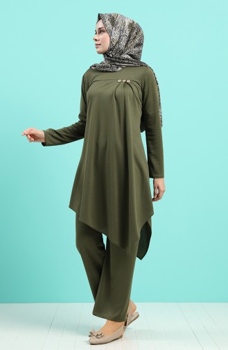 Ensemble Khaki 2020-10