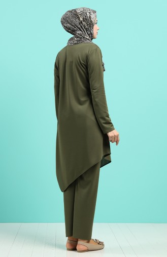 Ensemble Khaki 2020-10