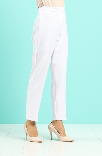 Buttoned Straight-leg Trousers 1102-32 White 1102-32