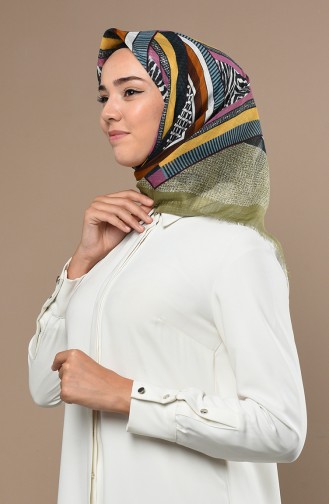 Green Scarf 90646-20