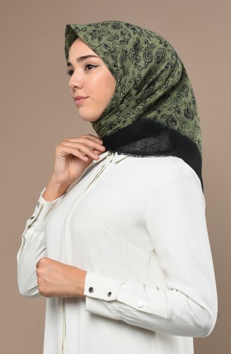 Green Scarf 90647-09