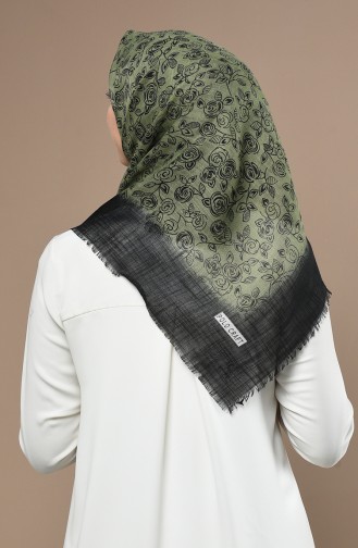 Green Scarf 90647-09