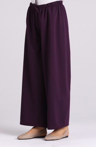 Lila Hose 2028-02