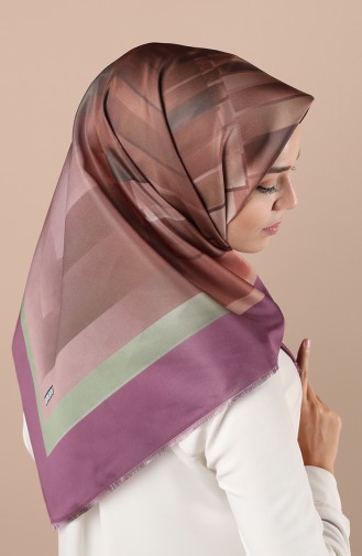 Purple Scarf 2021-01