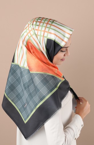 Green Scarf 2029-01