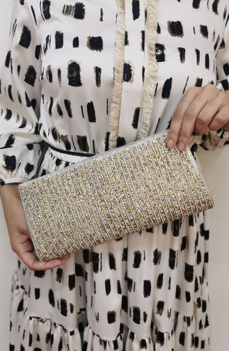  Portfolio Clutch 457113207