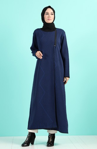 Saks-Blau Cape 1089-05