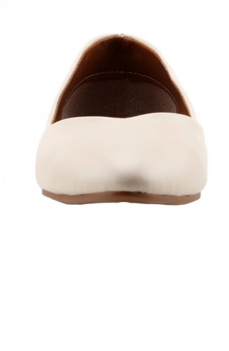 Cream Women`s Flats 19YAYAYK0000022_TE