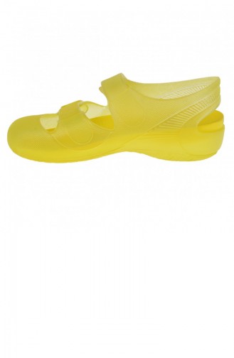 Yellow Kid s Slippers & Sandals 20YDENIG0000001_028
