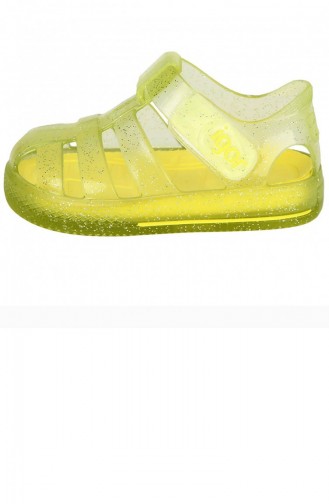 Yellow Kid s Slippers & Sandals 20YIGORS10265_IGR210