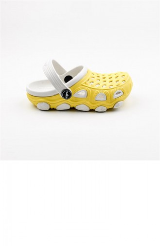 Yellow Kid s Slippers & Sandals 1783.SARI-BEYAZ