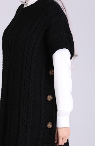 Black Poncho 0612-03