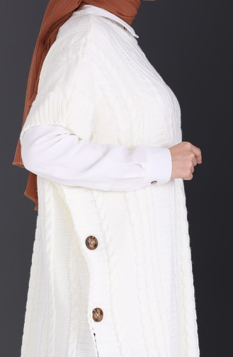 Ecru Poncho 0612-06