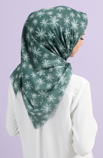 Green Scarf 2649-15