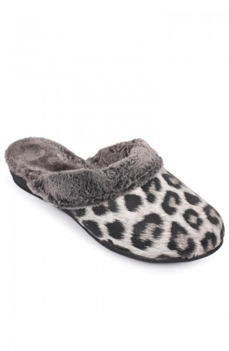 White Woman home slippers 87052