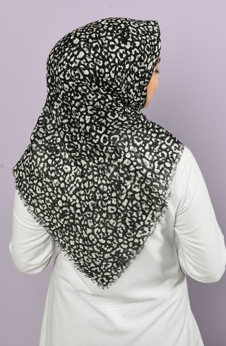 White Scarf 2667-18