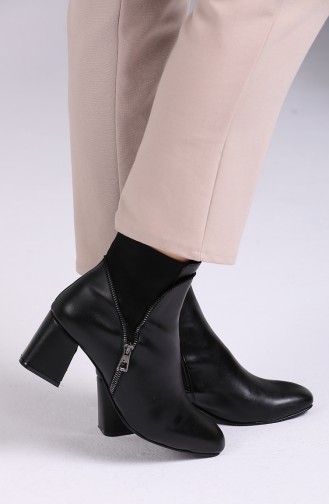 Black Boots-booties 200