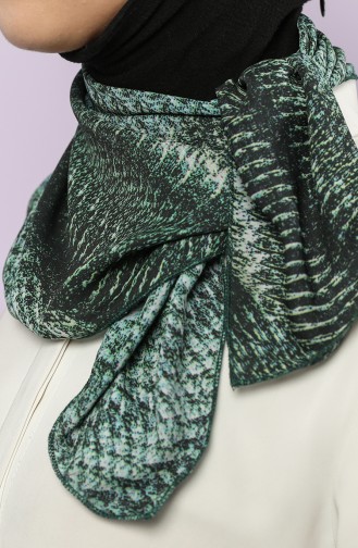 Green Scarf 61765-01