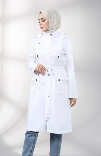 White Trench Coats Models 1884-05