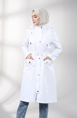 White Trench Coats Models 1884-05
